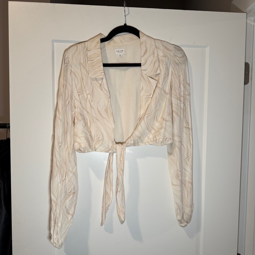 Le Lis Cream Patterned Tie-Front Blouse